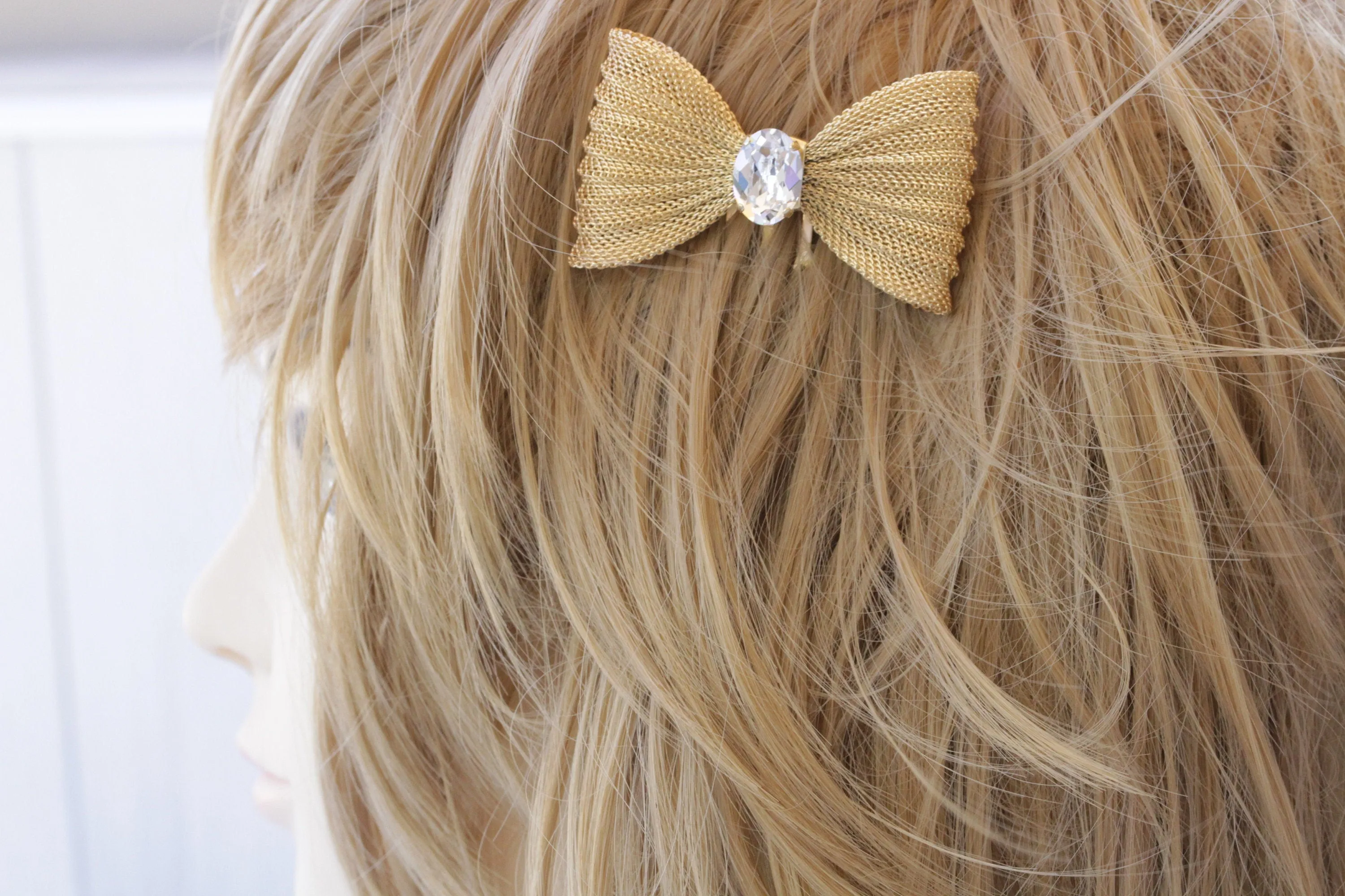 AQUAMARINE Bow HAIR Comb