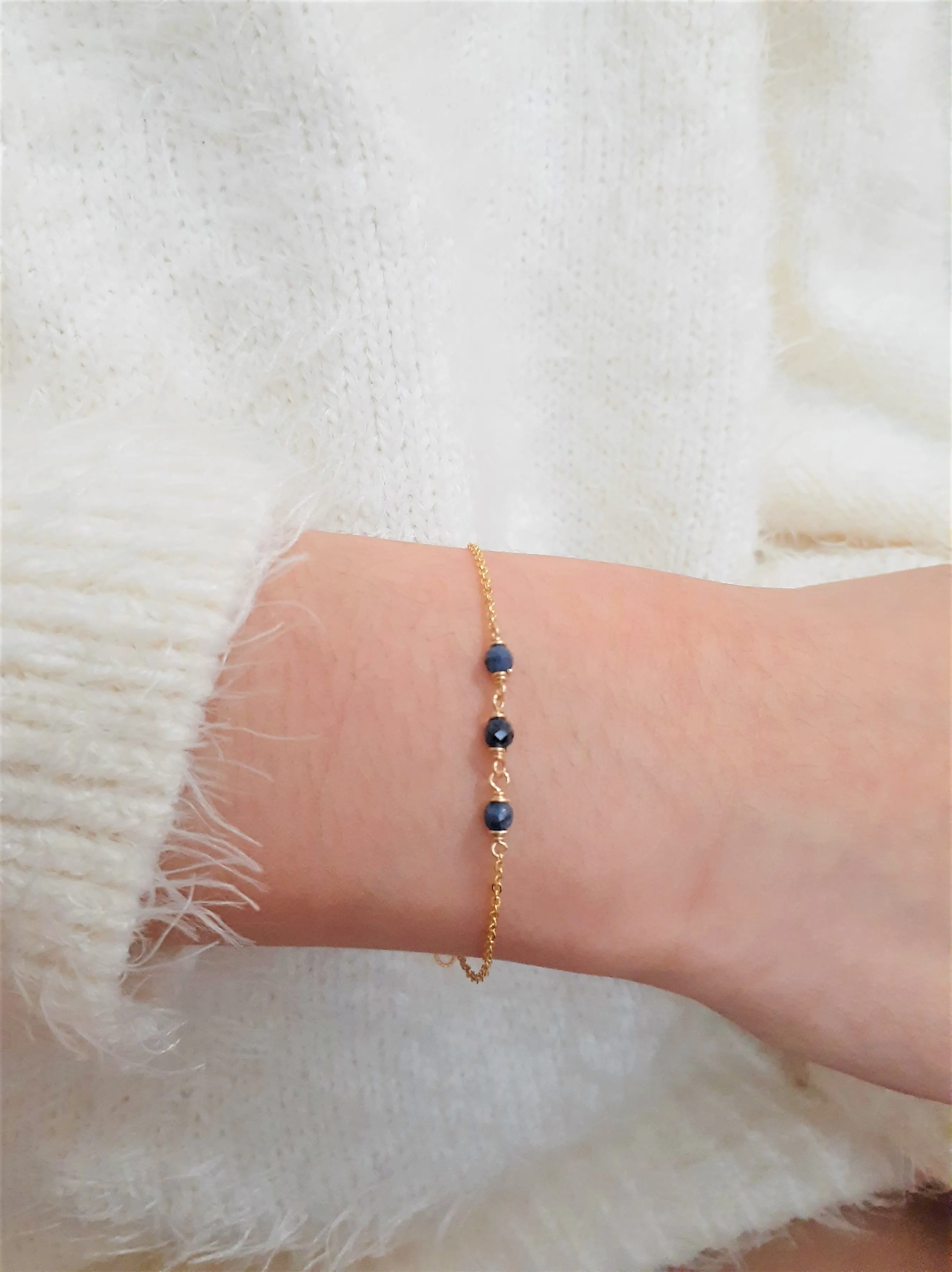 Dainty Blue Sapphire Bracelet