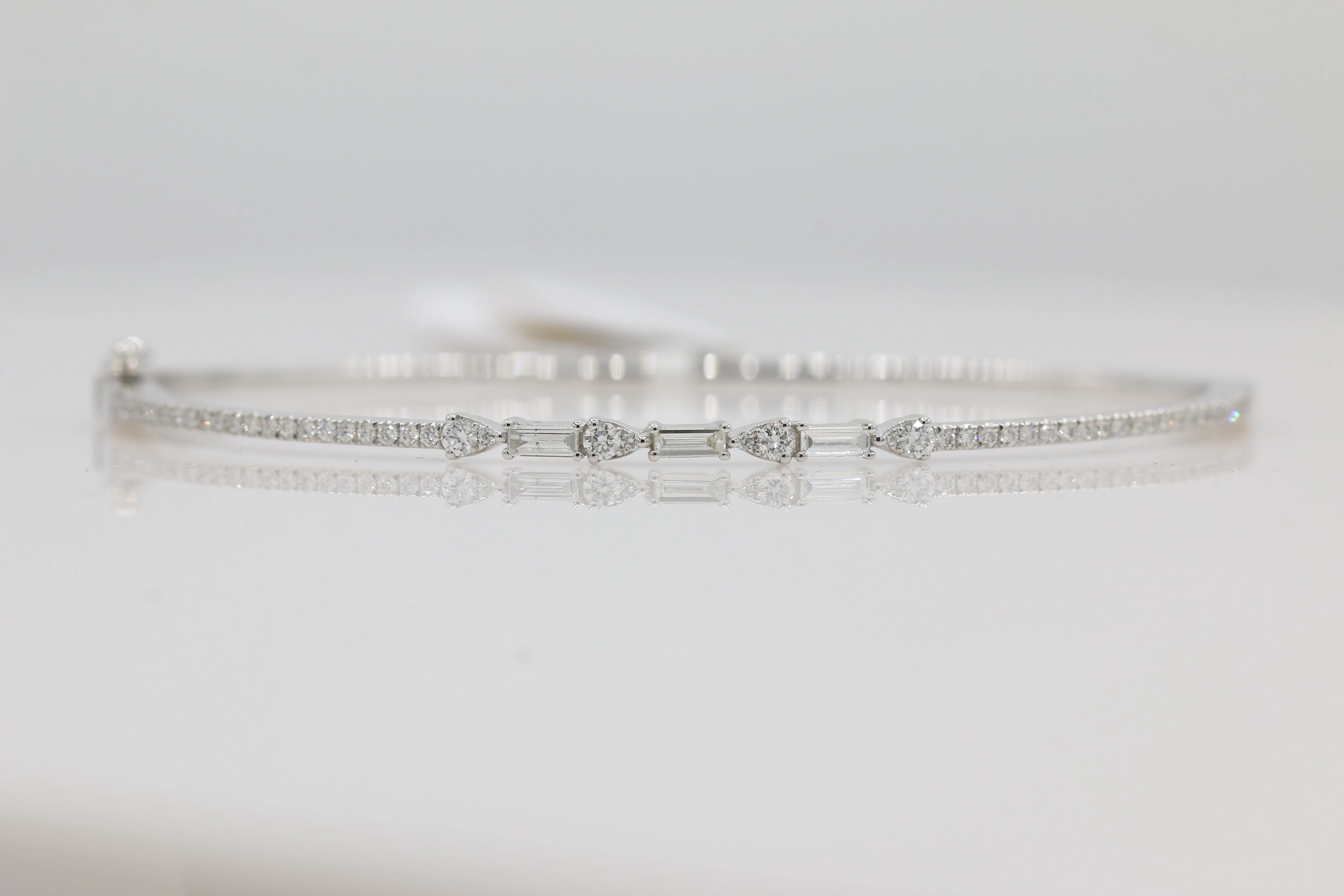 Exquisite Diamond Bangle in 14KT White Gold ( 0.56ct tw dia )